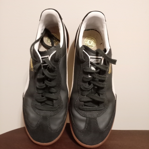 Puma Men's Gray and White Sneakers - Picture 6 of 12